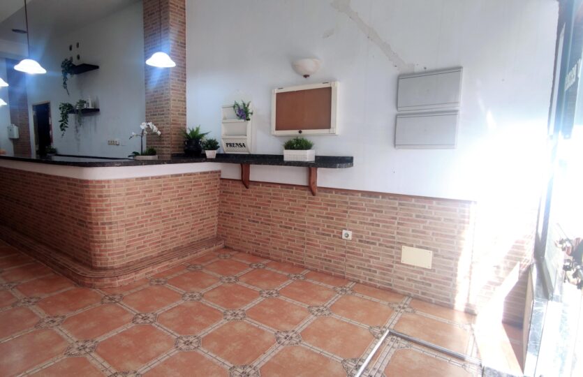 En venta local comercial en Montealto