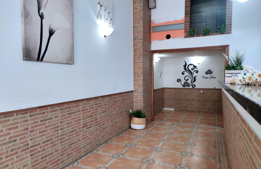 En venta local comercial en Montealto