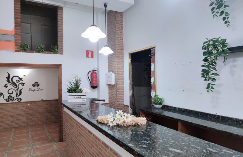 En venta local comercial en Montealto