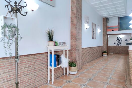 En venta local en Montealto: ideal para loft