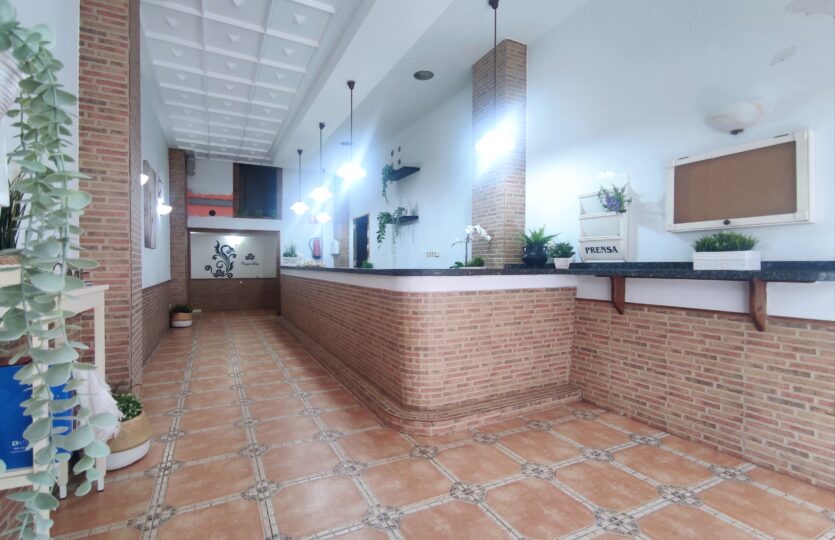En venta local comercial en Montealto