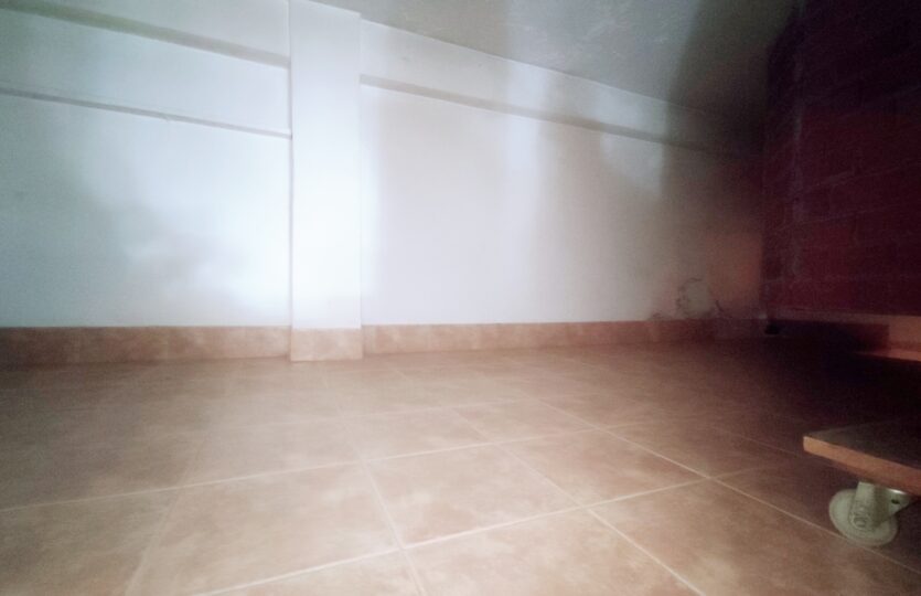 En venta local comercial en Montealto