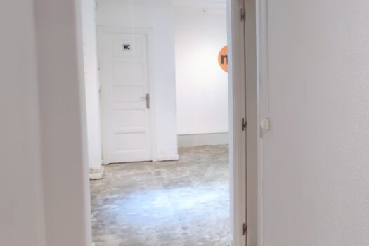 VENDIDO-En venta céntrica planta comercial