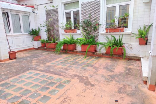 VENDIDO-En venta céntrica planta comercial