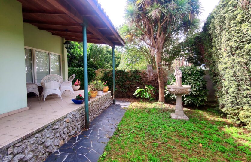 En venta casa en Oleiros