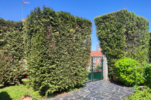 VENDIDO-En venta casa con finca en Oleiros