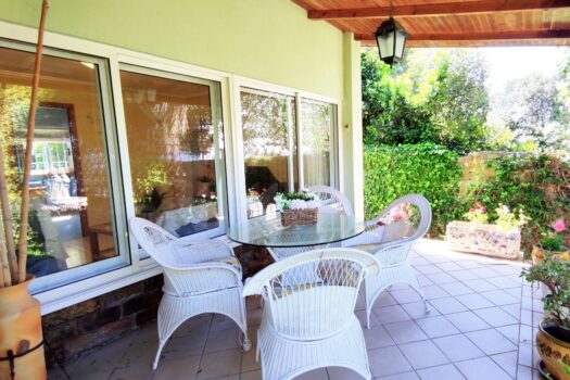 VENDIDO-En venta casa con finca en Oleiros