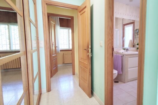 VENDIDO-En venta casa con finca en Oleiros