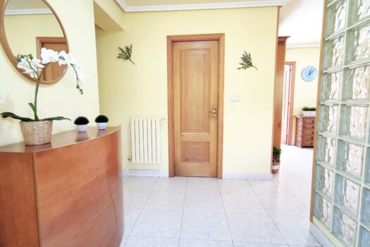 VENDIDO-En venta casa con finca en Oleiros