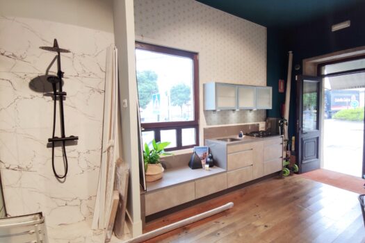 VENDIDO-Local en venta, en esquina, en Orillamar