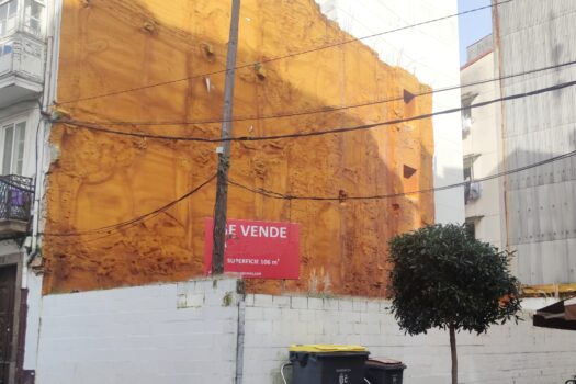 En venta solar céntrico, al lado de Plaza de España