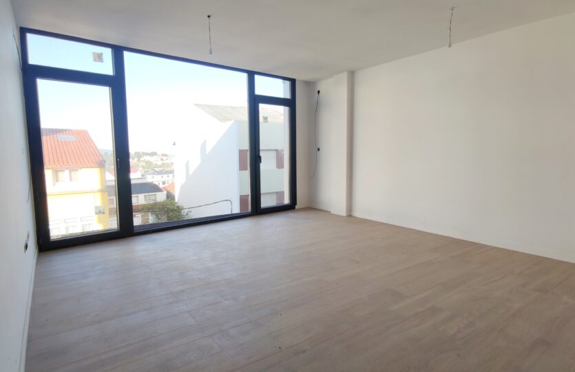 En venta piso de obra nueva