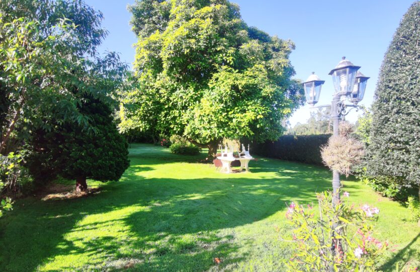 En venta casa con terreno en Miño
