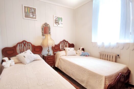 En venta casa con finca en Miño