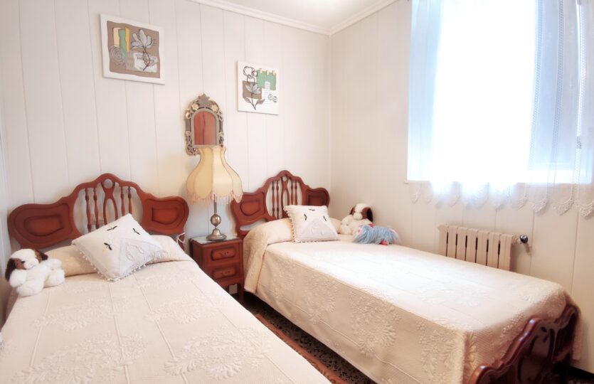 En venta casa con terreno en Miño