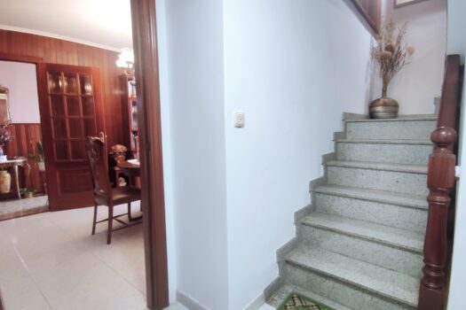 En venta casa con finca en Miño