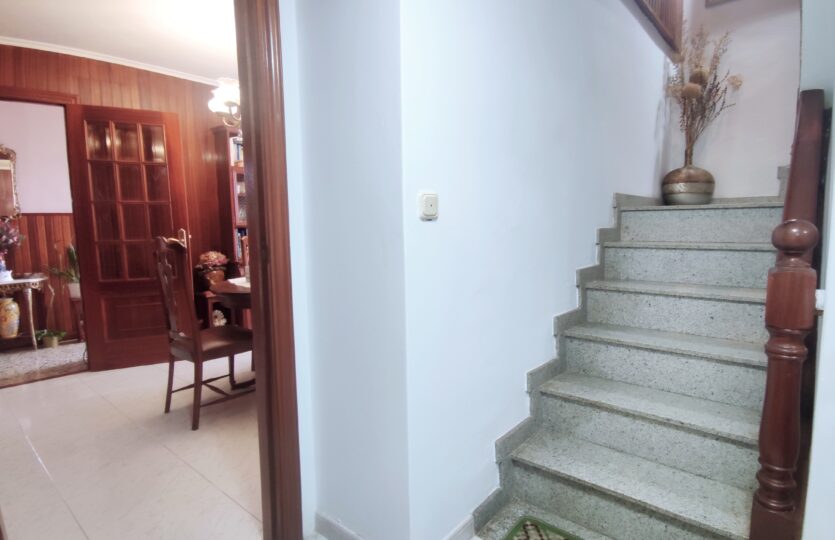 En venta casa con terreno en Miño