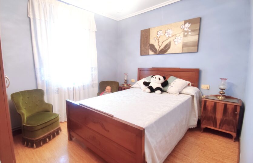 En venta casa con terreno en Miño