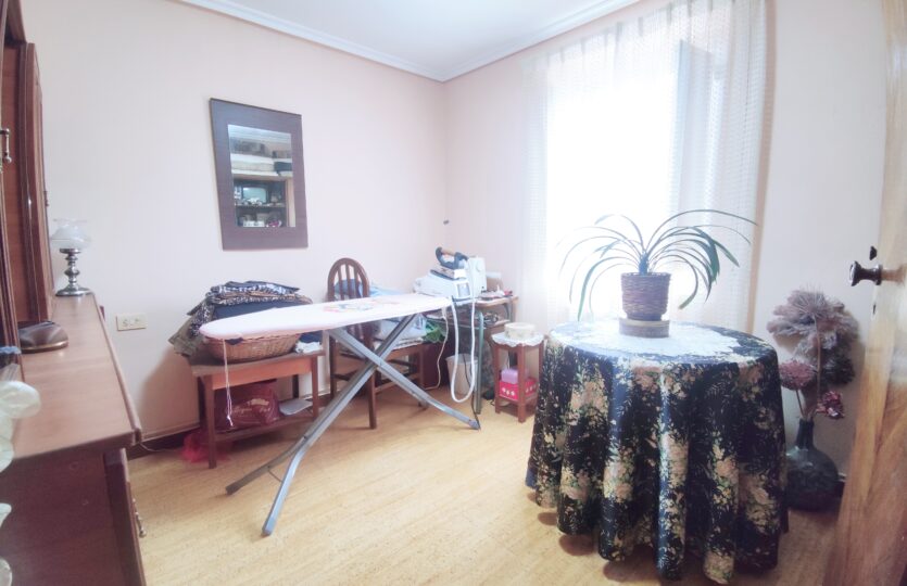 En venta casa con terreno en Miño