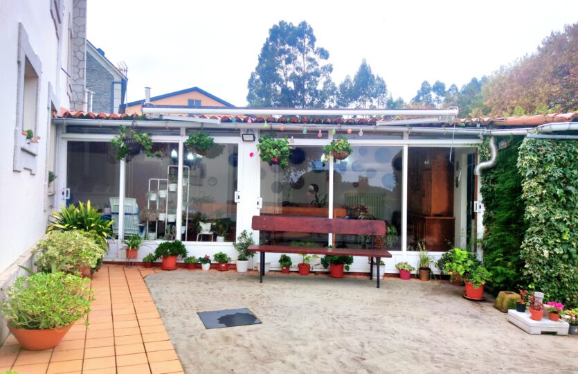 En venta casa con terreno en Miño