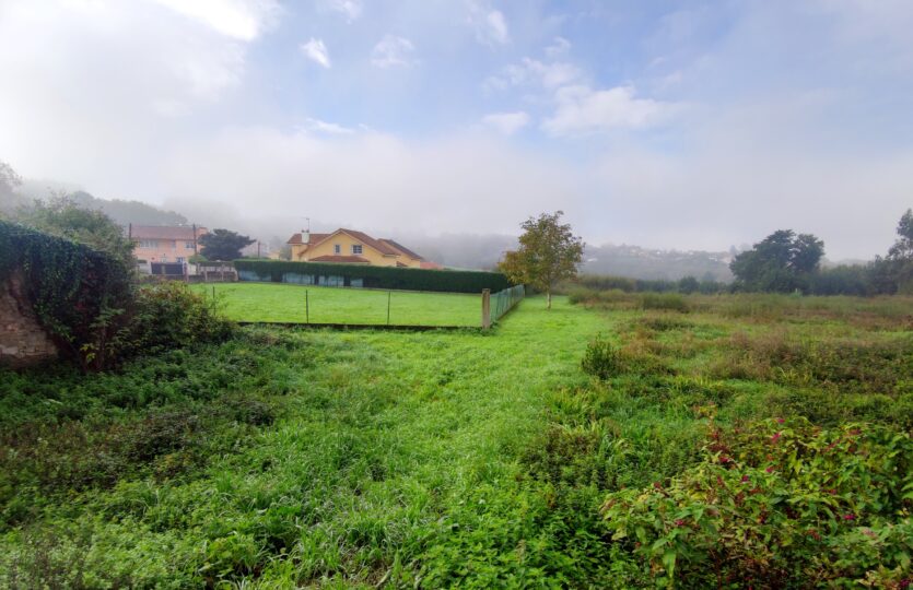 En venta casa de piedra en Cambre