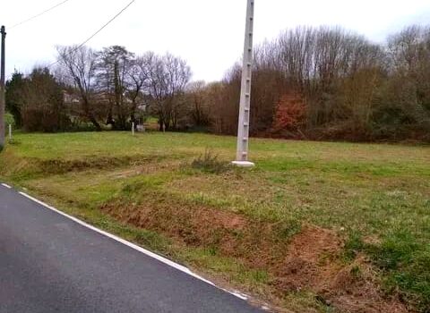 En venta finca con proyecto en Betanzos