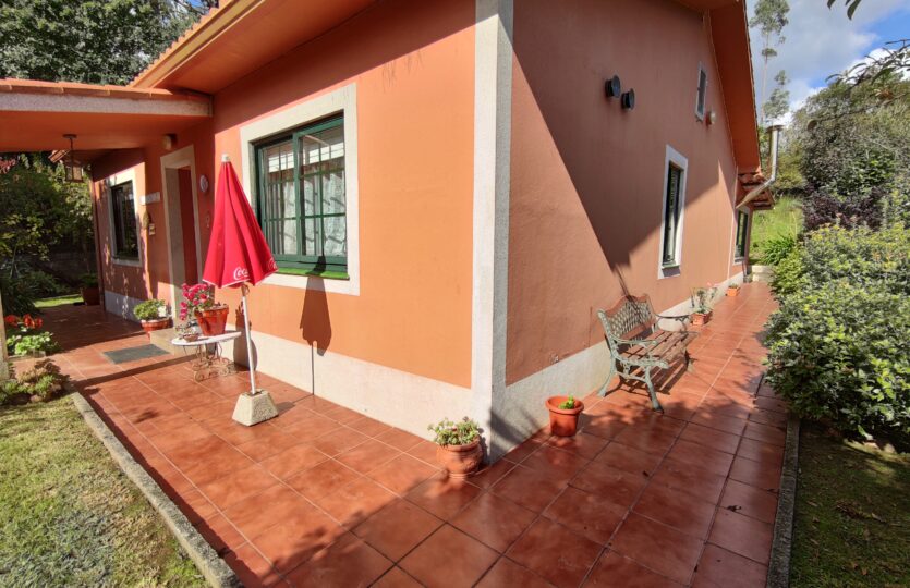En venta casa en Cecebre