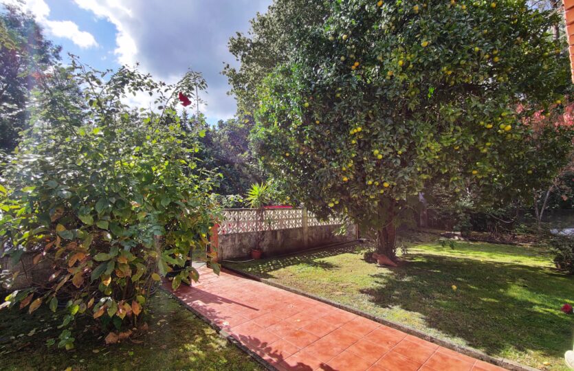 En venta casa en Cecebre
