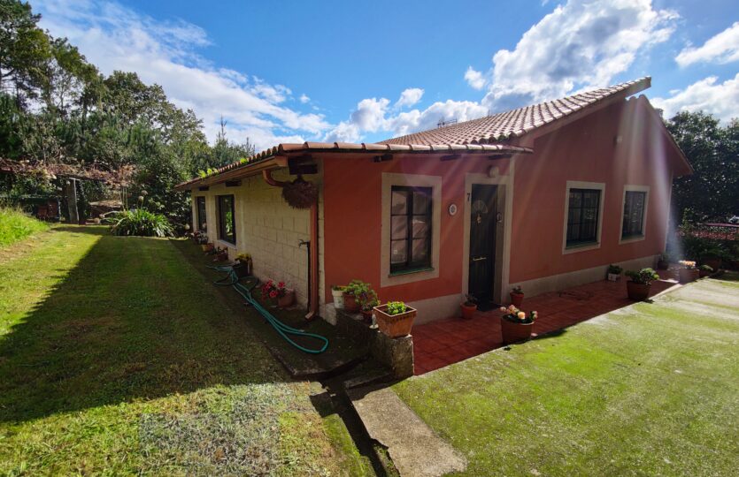 En venta casa en Cecebre